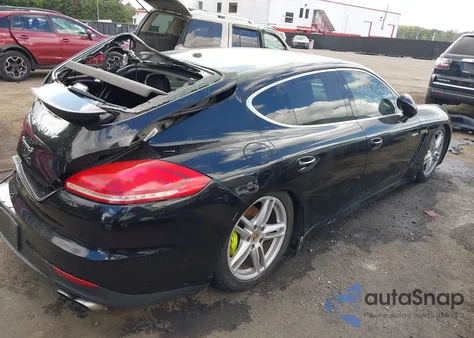 2015 Porsche Panamera E-Hybrid S z USA, uszkodzony, nr VIN WP0AD2A7XFL040061